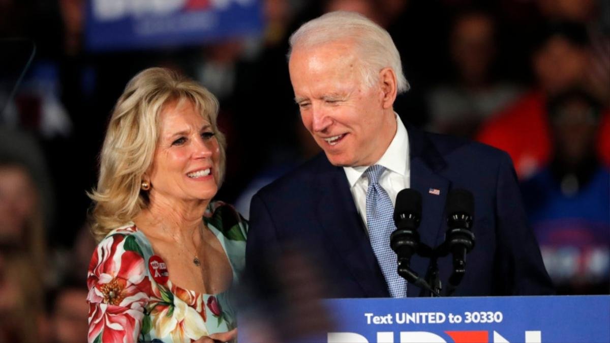 Học vấn đáng nể của Đệ nhất phu nhân Mỹ Jill Biden: Sở hữu 1 bằng cử nhân, 2 bằng Thạc sĩ, 1 bằng Tiến sĩ Ảnh 5