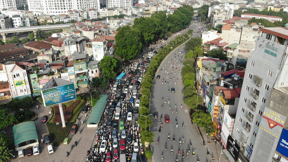 'Con đường đau khổ' Trường Chinh tắc nghẽn kinh hoàng sau 2 ngày thông xe tuyến vành đai 2 hơn 9.400 tỷ Ảnh 4