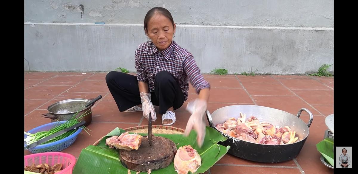 Lượt xem gần đây 'tuột dốc', bà Tân Vlog tung 'chiêu' làm dân tình khen không ngớt Ảnh 5