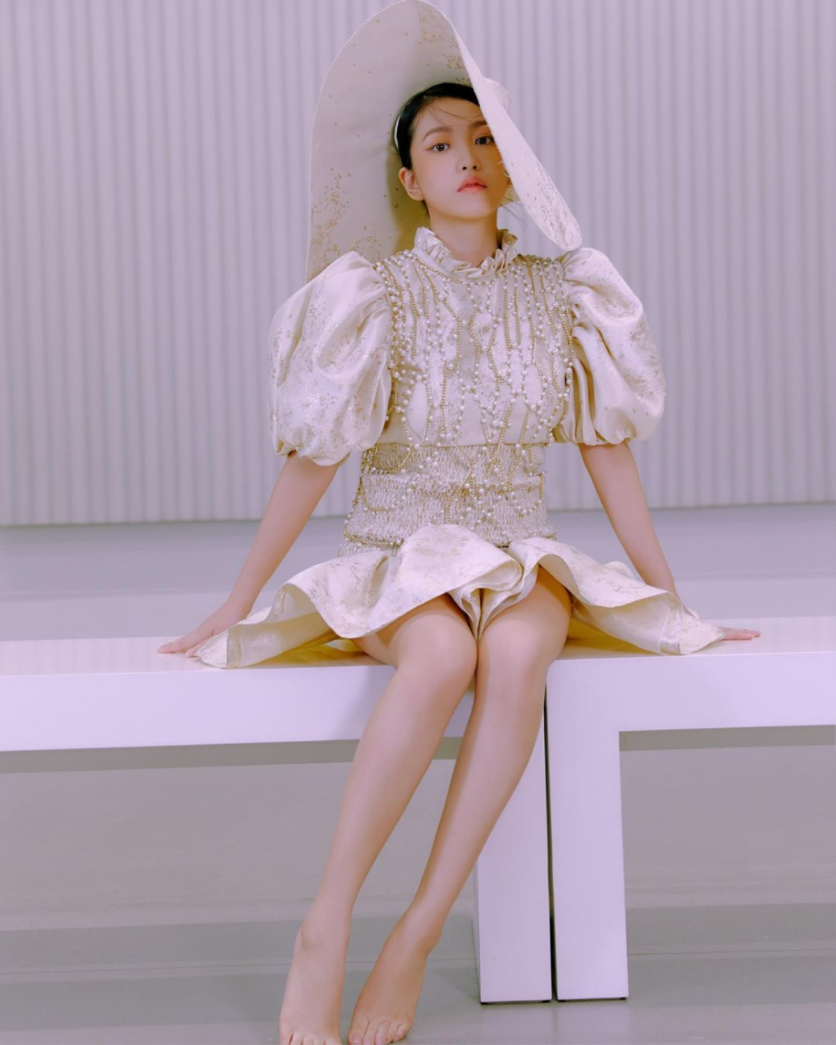 Yeri (Red Velvet) khoe vẻ đẹp 'đa sắc thái' trong bộ ảnh mới Ảnh 22