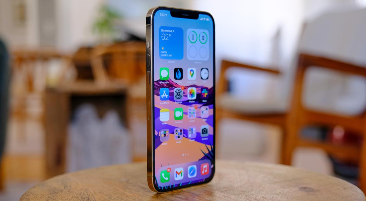 iPhone 12 Pro Max loạn giá ngày đầu về VN, chênh nhau cả chục triệu đồng Ảnh 2