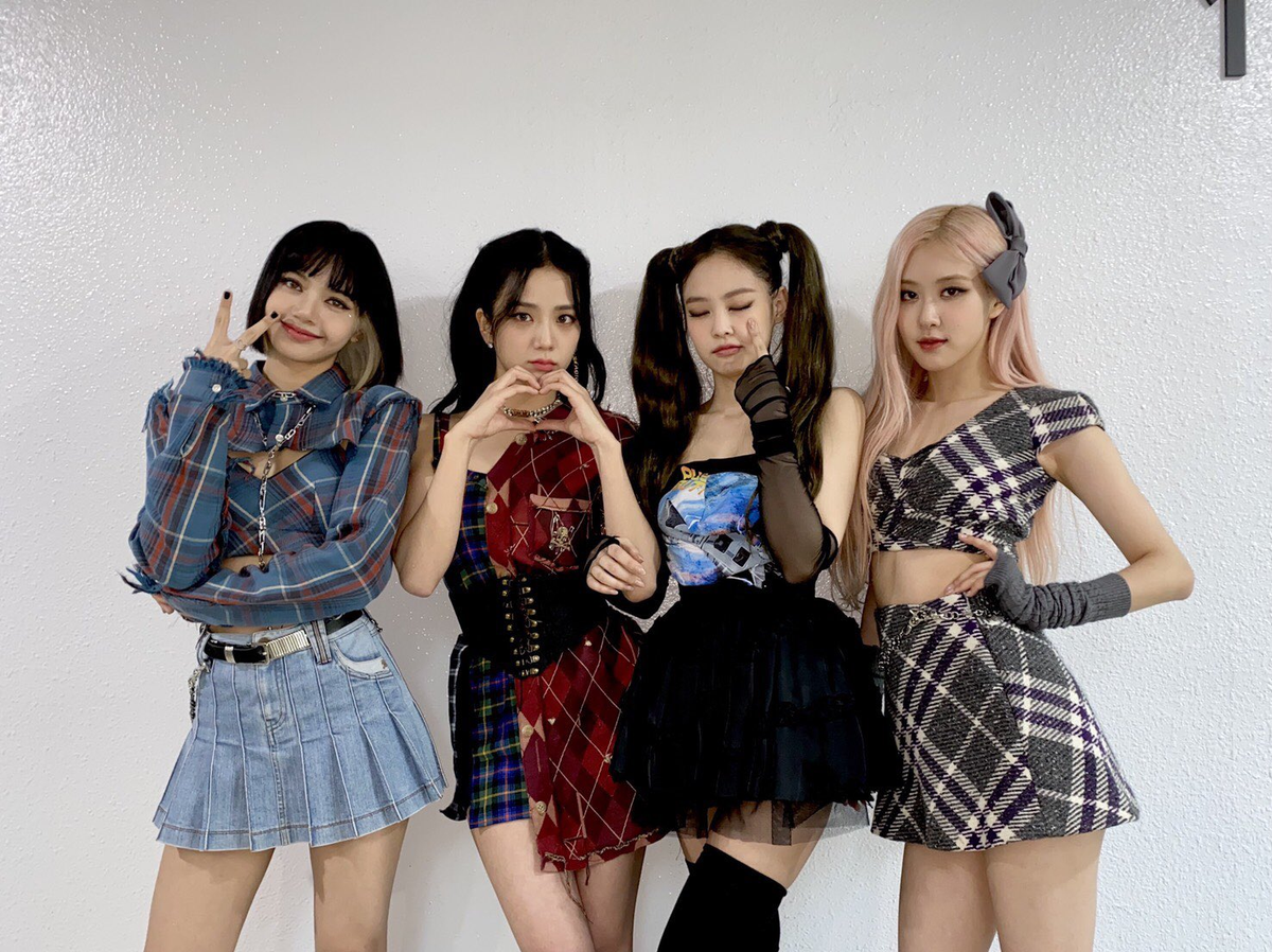 Kpop tuần qua: BlackPink đạt triệu bản Gaon, BTS đại thắng MTV EMA 2020, NiziU lập kỉ lục Oricon Ảnh 3