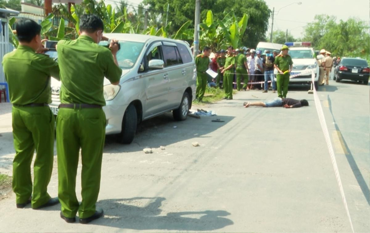 Cứu vợ bị bắt cóc, chồng đâm 1 người tử vong và 2 người bị thương Ảnh 1