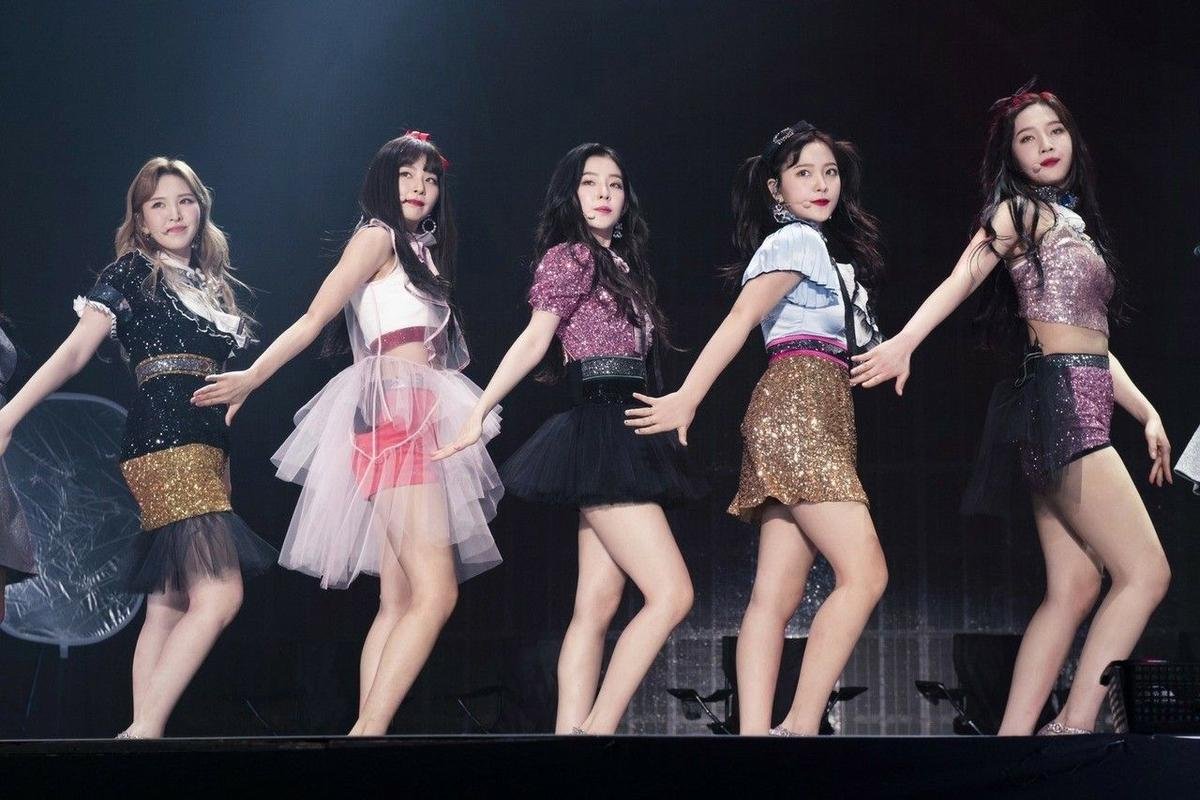 'Psycho' của Red Velvet cán mốc lượt xem mới, fan réo SM liên hồi vì điều này Ảnh 7