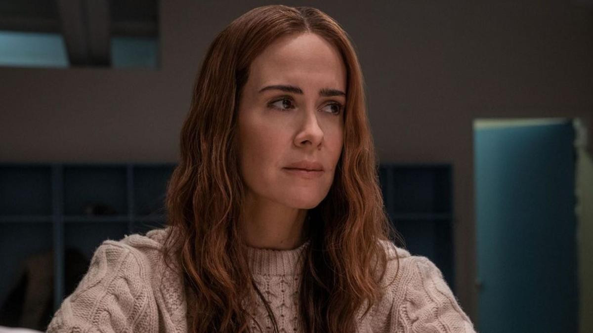 'Trùm phim kinh dị' Sarah Paulson lộ tính cách nhát gan qua những lần bị hù 'xém xỉu' Ảnh 8