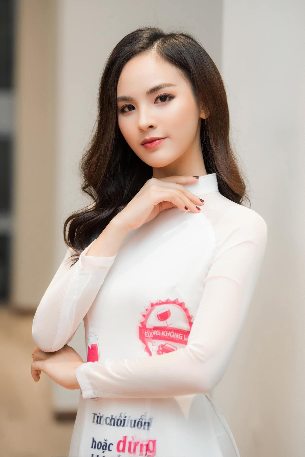 Quỳnh Nga đại diện Việt Nam chinh chiến Miss Charm 2021, đối đầu dàn mỹ nhân từ Big 5 sừng sỏ Ảnh 4