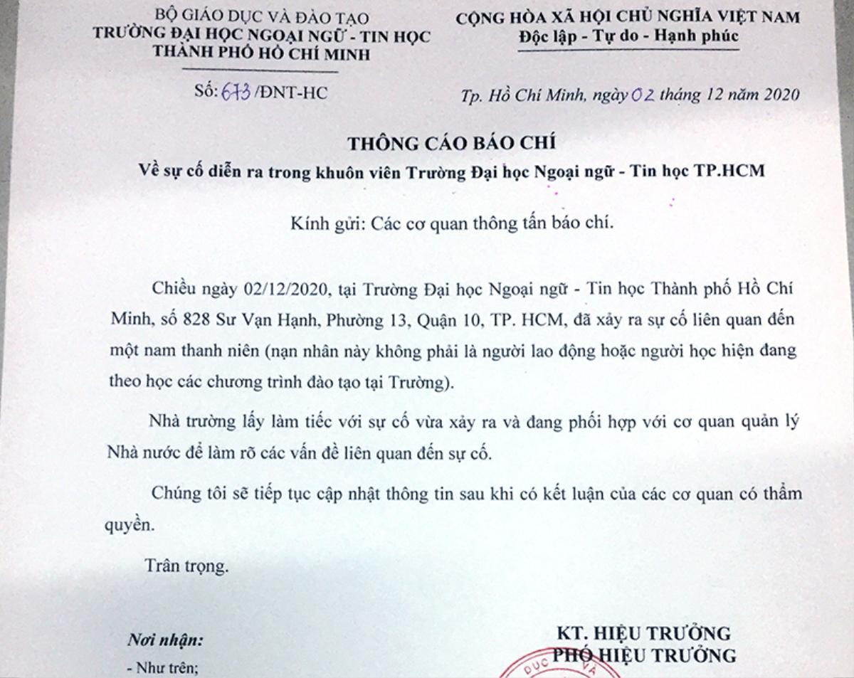 Cựu sinh viên rơi từ tầng 6 xuống đất tử vong, ĐH Ngoại ngữ - Tin học TP HCM nói gì? Ảnh 1