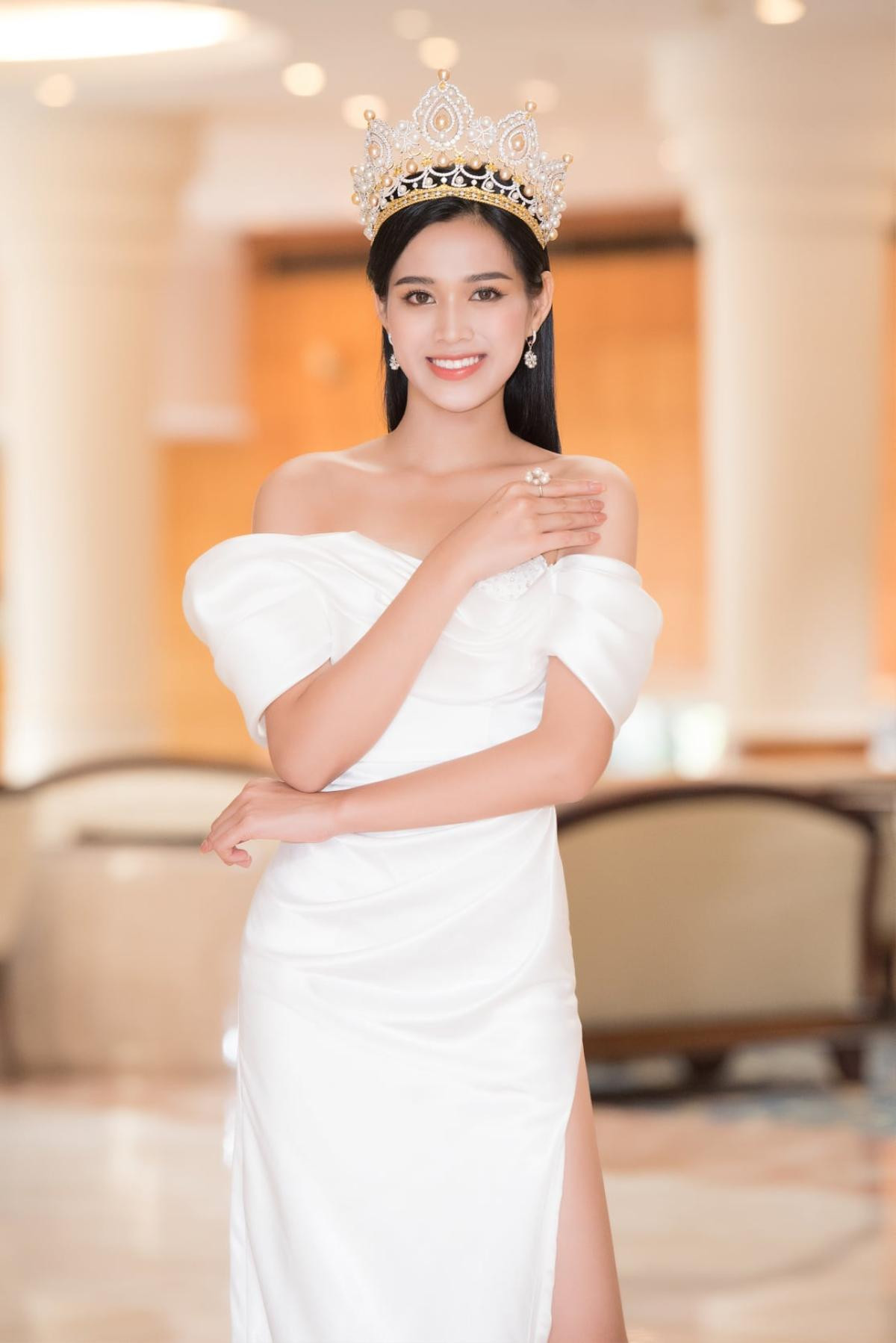 Vừa mới đăng quang, Đỗ Thị Hà được dự đoán lọt Top 5 Miss World - Hoa hậu Thế giới 2021 Ảnh 13