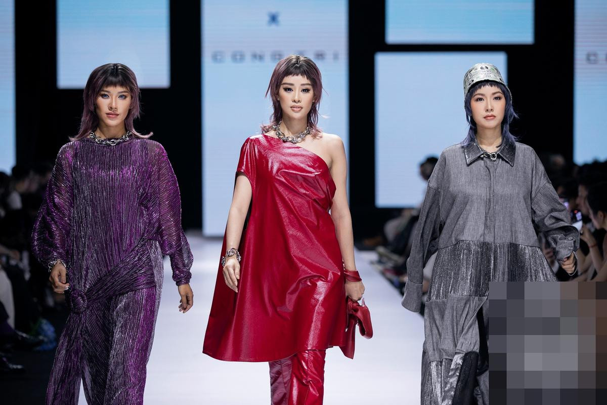 6 nàng hậu 'chạm' nhau trên sàn runway, Đỗ Thị Hà lần đầu làm vedette sau đăng quang Ảnh 7