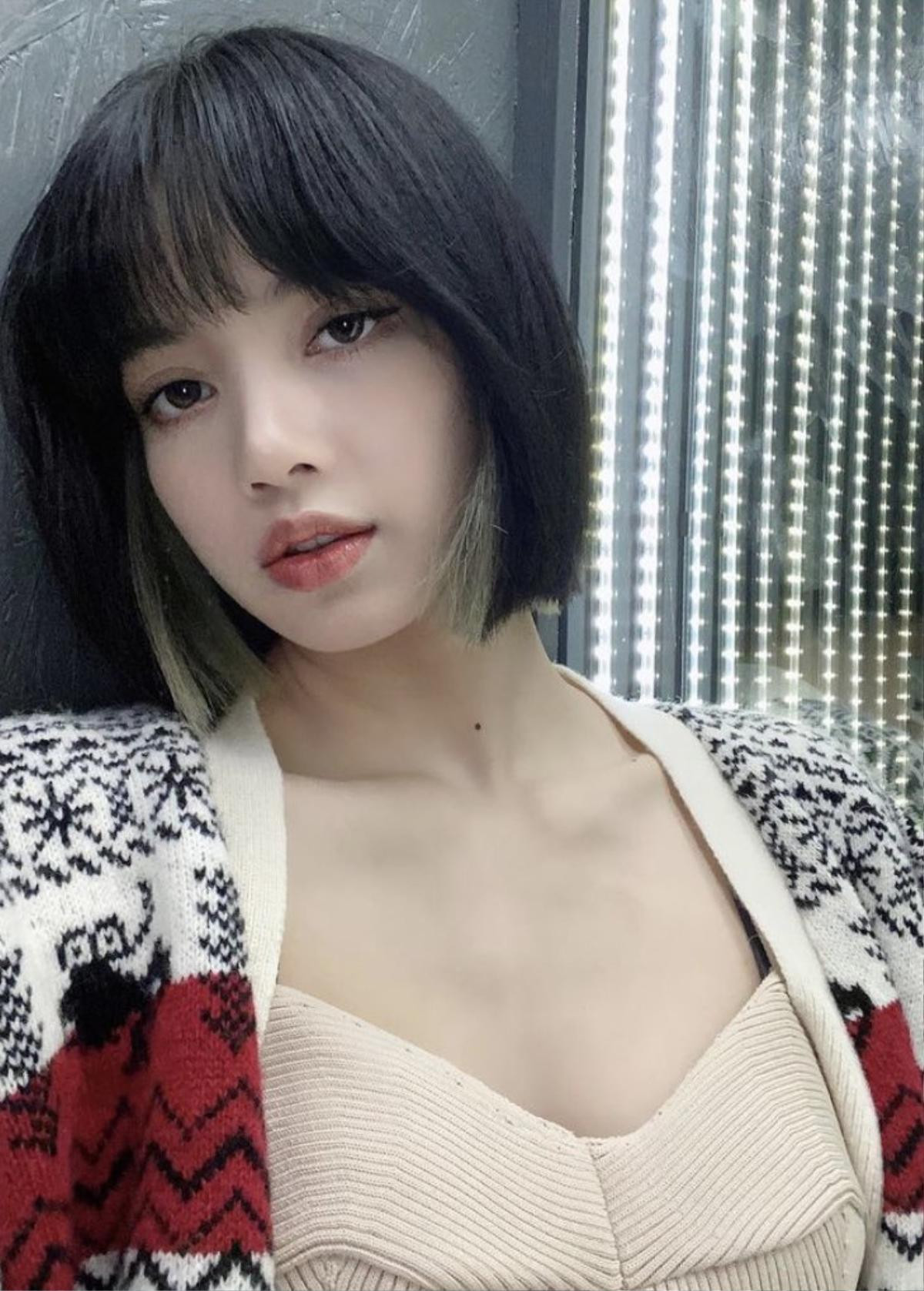 Lisa trở lại 'Thanh xuân có bạn 3': Một mình thành viên Blackpink có cứu được rating của show? Ảnh 5