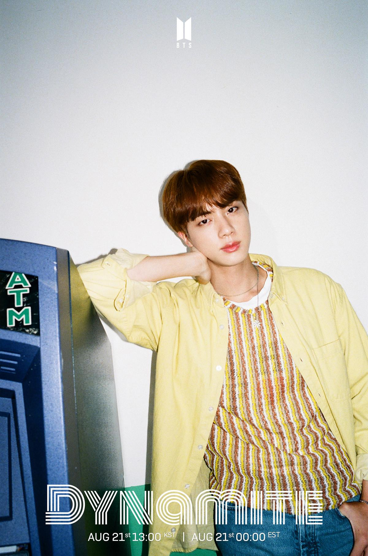 Jin (BTS) sẽ chọn 'Dynamite' hay 'Life Goes On'? Ảnh 1