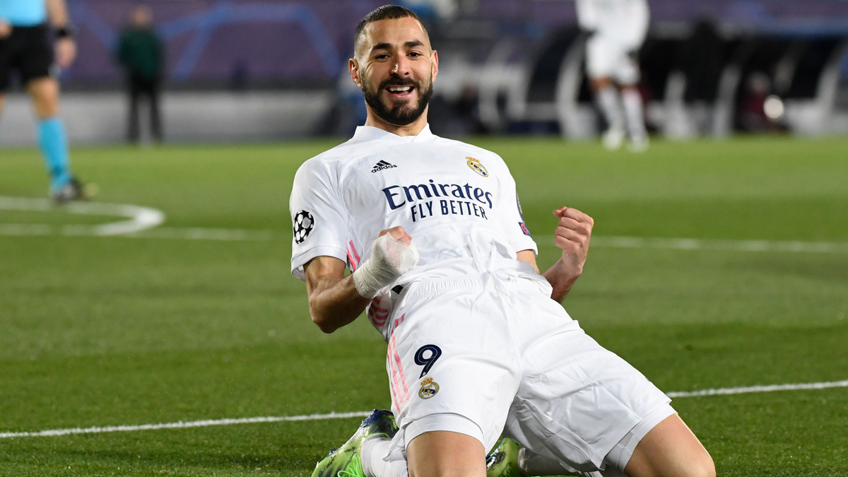 Benzema lập cú đúp, Real Madrid giành vé vào vòng knock-out Champions League Ảnh 1