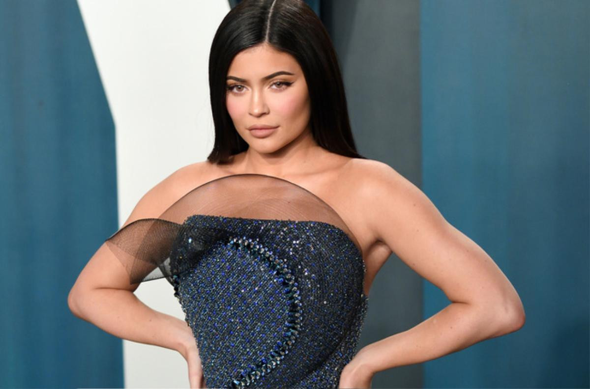 Danh sách dàn celeb có thu nhập 'khủng' nhất năm 2020: Kylie Jenner, Taylor Swift đứng đâu trong BXH? Ảnh 27