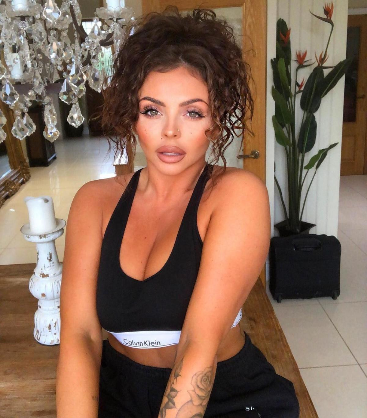 Jesy Nelson lập tức 'unfollow' quản lý Little Mix sau khi rời khỏi nhóm Ảnh 2