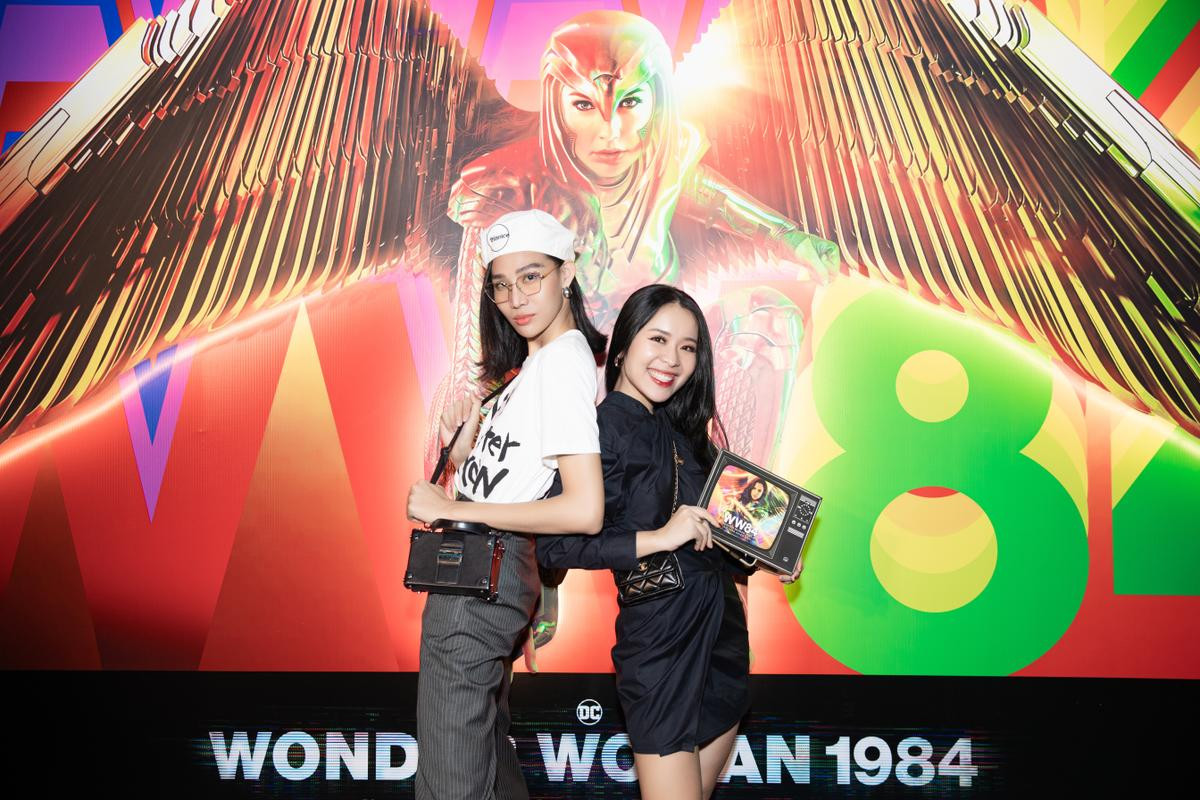 H'Hen Niê cosplay lộng lẫy soán ngôi 'chị đại' Gal Gadot, oanh tạc thảm đỏ ra mắt 'Wonder Woman 1984' Ảnh 24