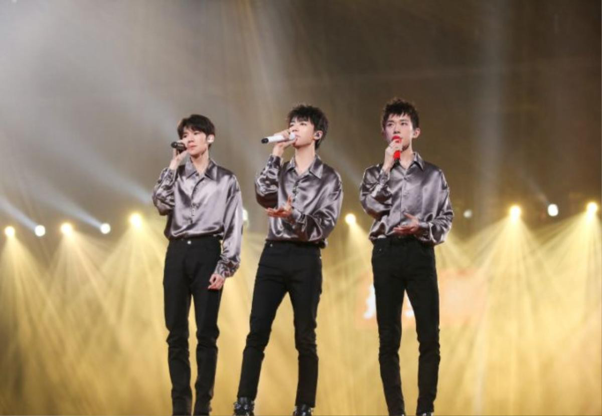 Cả ba thành viên TFBoys thà hát riêng chứ không đứng chung sân khấu? Ảnh 2