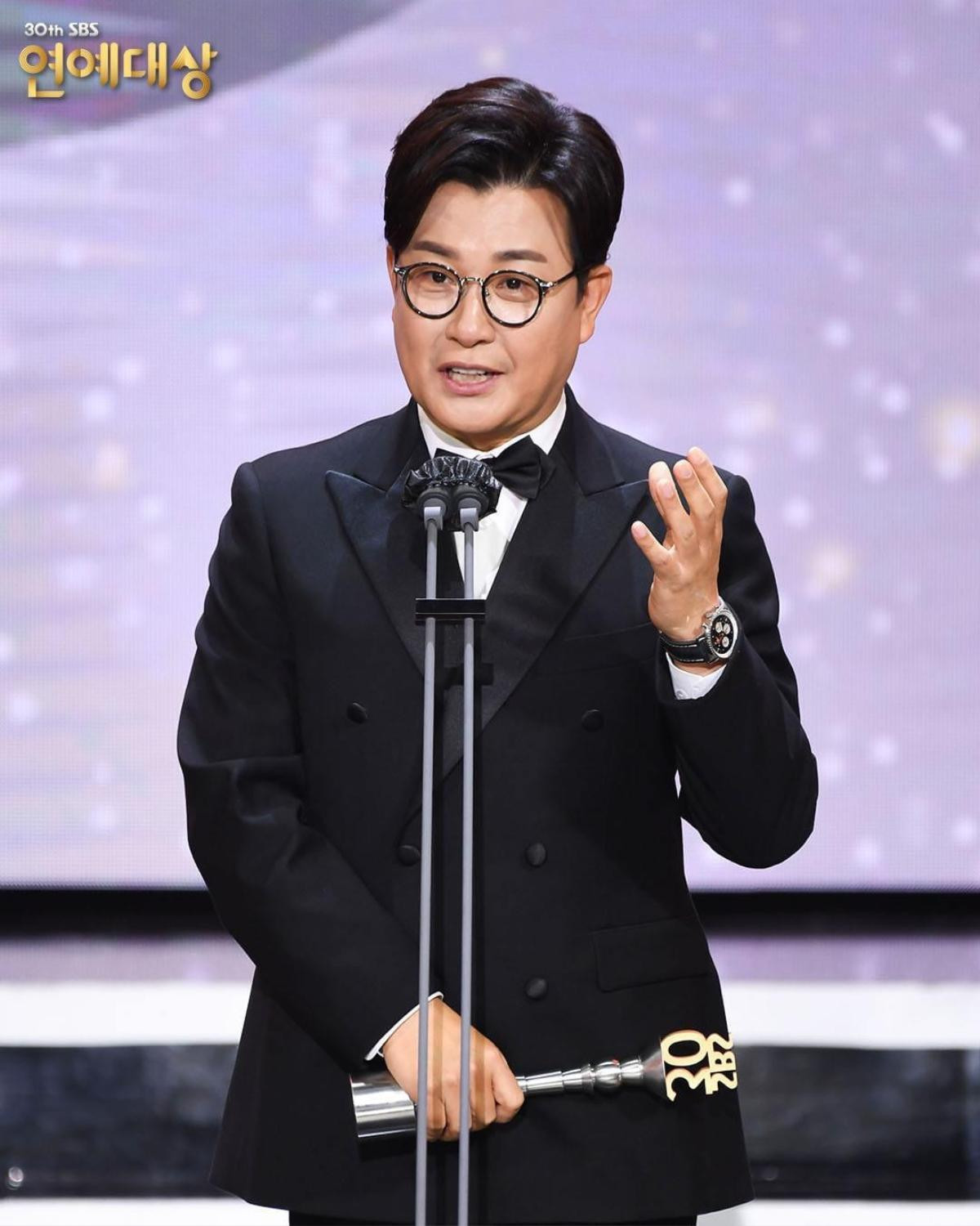 Kết quả 'SBS Entertainment Awards 2020': Kim Jong Kook thắng Daesang, Yoo Jae Suk 'Running Man' trắng tay Ảnh 59