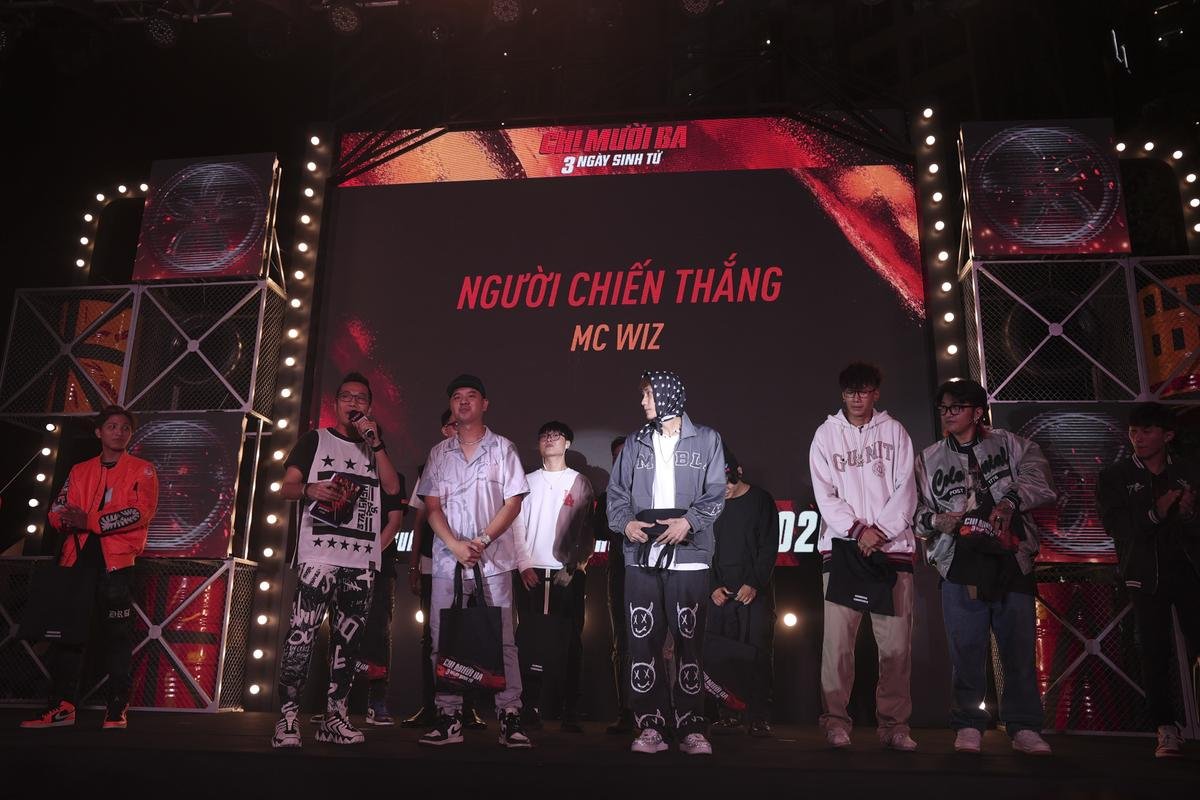 Fan Meeting 'Chị Mười Ba': Thu Trang trổ tài bắn rap, tổ chức Rap Battle cho fan với giải thưởng khủng Ảnh 26