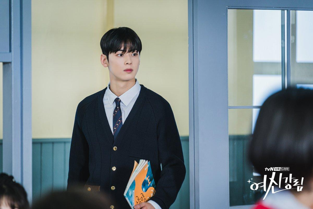 'True Beauty': Cha Eun Woo không làm chủ được cảm xúc, cứ thế mà yêu Moon Ga Young Ảnh 6