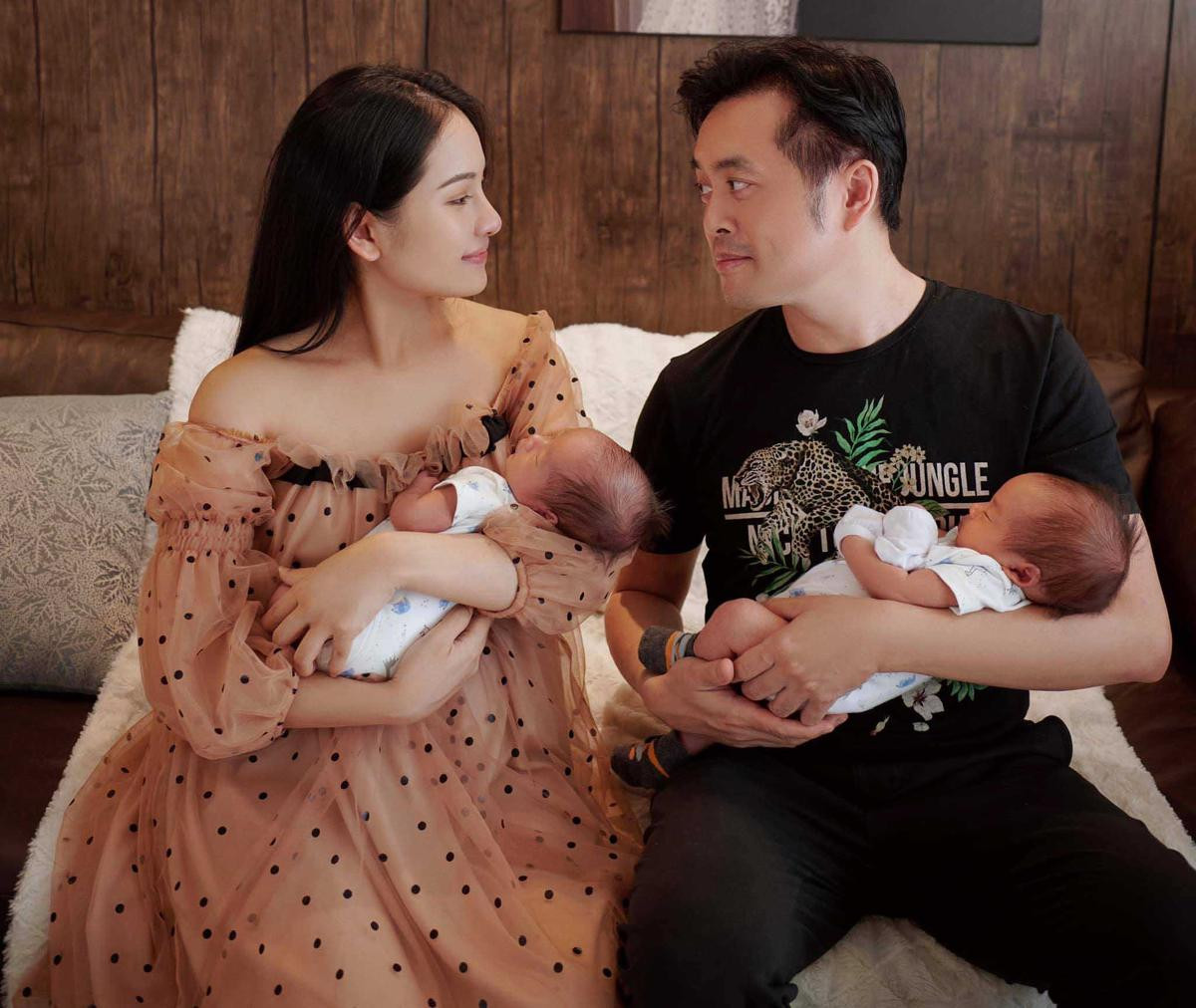 7 em bé showbiz Việt 'sinh ở vạch đích': Hà Hồ sinh đôi viên mãn, thiên thần nhà Đông Nhi quá đáng yêu Ảnh 11