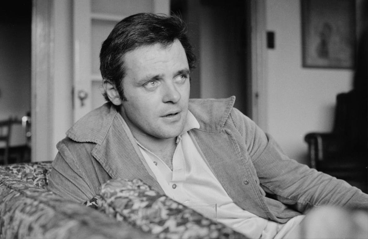 Anthony Hopkins kỷ niệm 45 năm ông 'hoàn toàn tỉnh táo' với thông điệp đầy hy vọng đến các bạn trẻ Ảnh 2