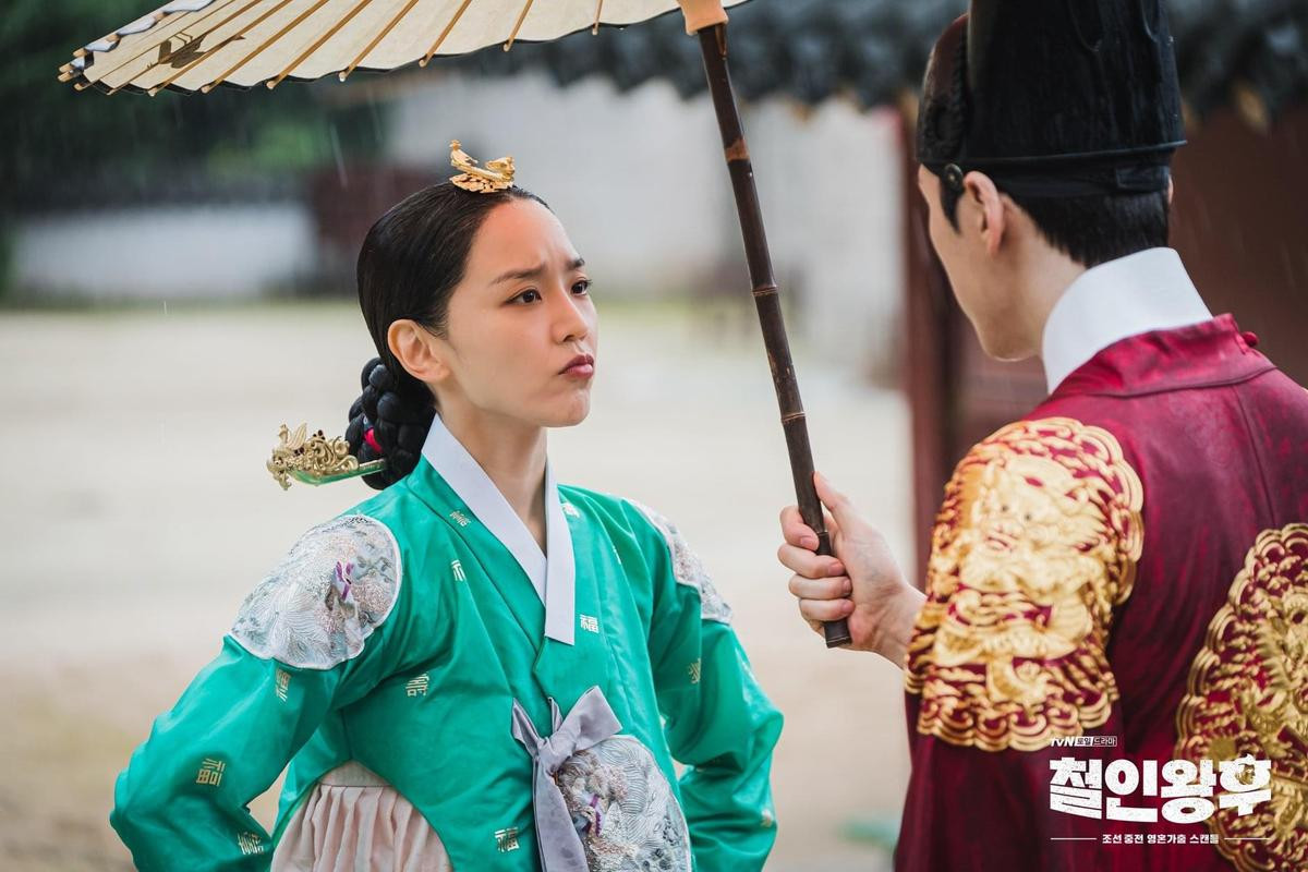 'Mr. Queen': 3 khoảnh khắc lãng mạn của Shin Hye Sun - Kim Jung Hyun khiến trái tim người xem tan chảy Ảnh 5