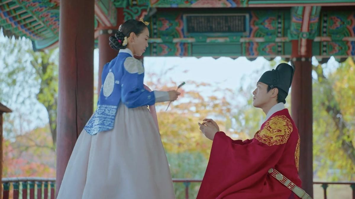 'Mr. Queen': 3 khoảnh khắc lãng mạn của Shin Hye Sun - Kim Jung Hyun khiến trái tim người xem tan chảy Ảnh 11