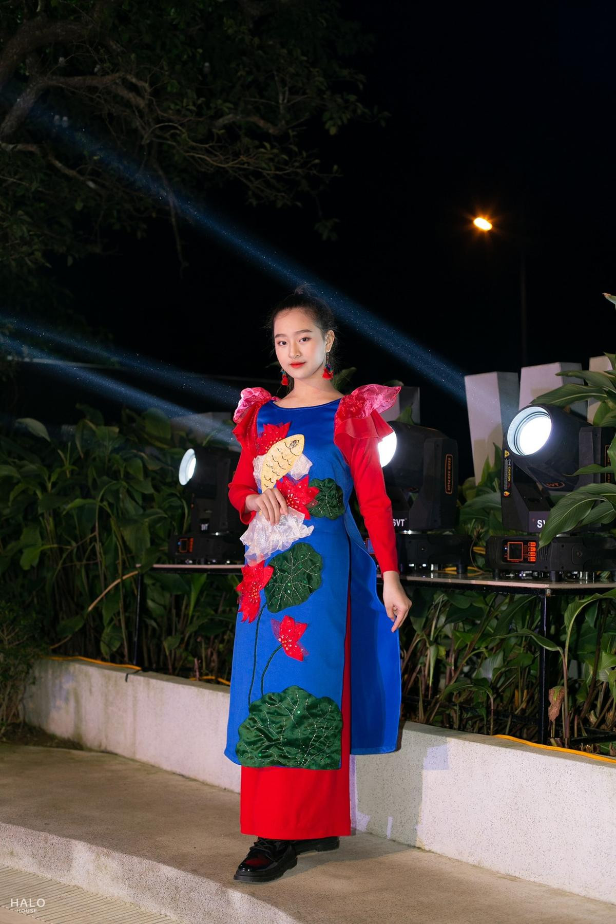 Catwalk đẹp, xinh như Lương Thùy Linh: Quỳnh Anh sẽ là Hoa hậu Việt Nam như lời tiên tri của Emily? Ảnh 7