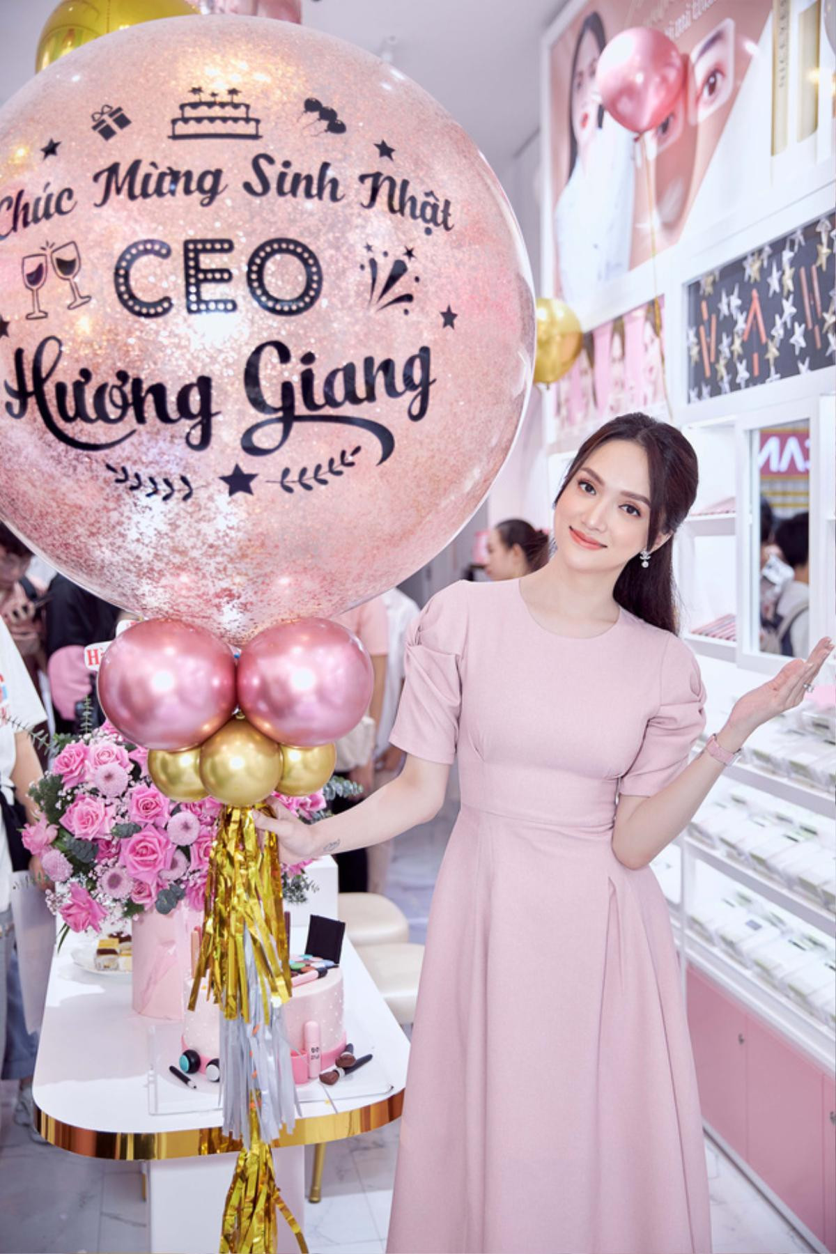 Công ty mỹ phẩm Hương Giang làm CEO bị chỉ trích nặng nề vì lợi dụng di tích linh thiêng để PR sản phẩm Ảnh 5