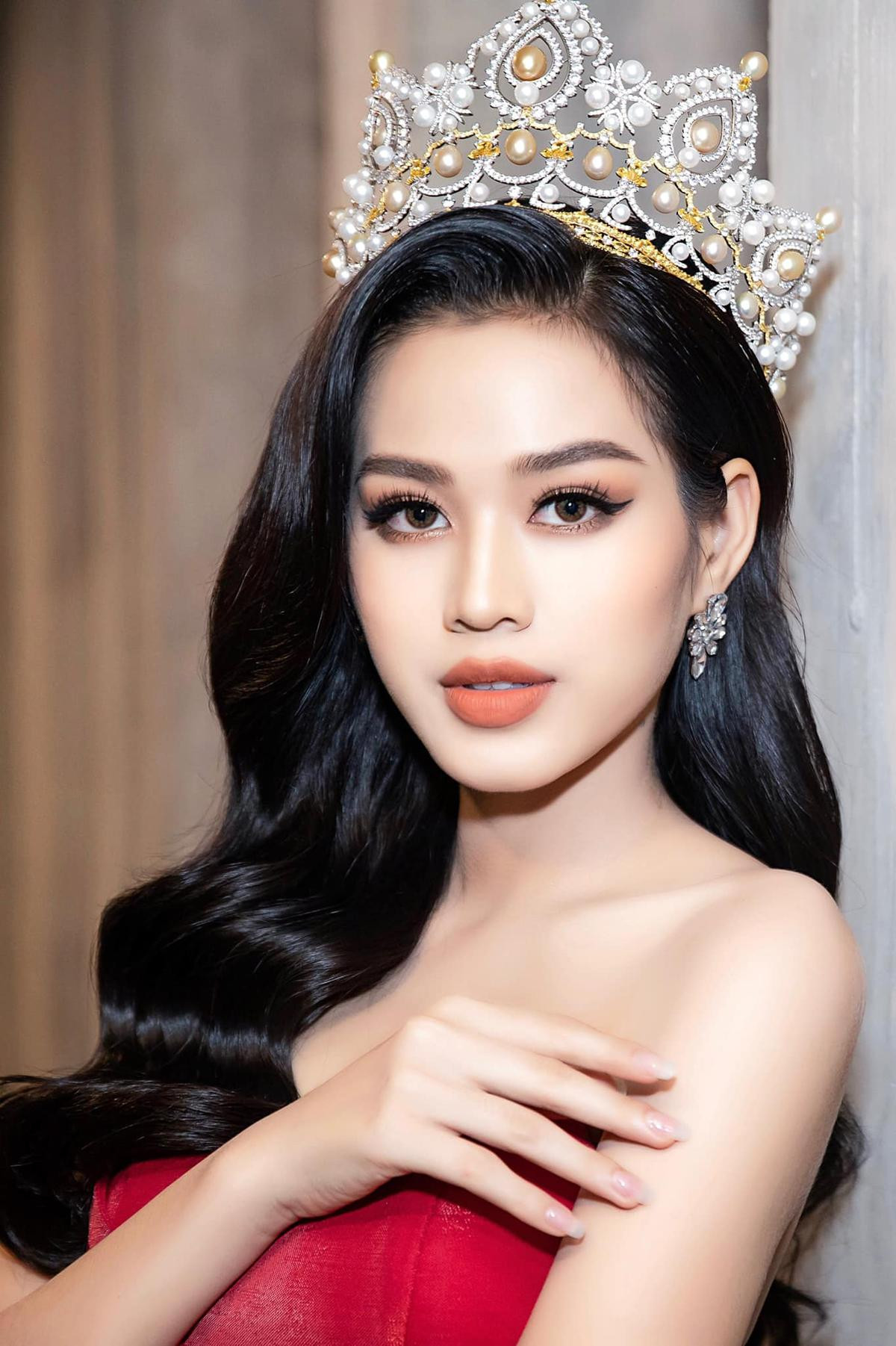 Hoa hậu Việt Nam Đỗ Thị Hà được Missosology dự đoán lọt Top 10 Miss World 2021 Ảnh 5