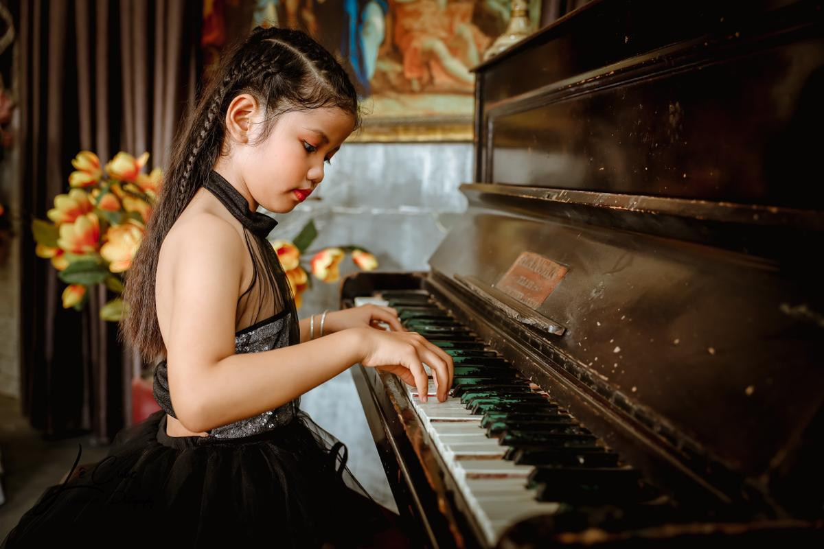 'Thần đồng tính nhanh' Thảo Nguyên từng đạt giải gương mặt điện ảnh, hâm mộ Amee - Pháo Ảnh 2