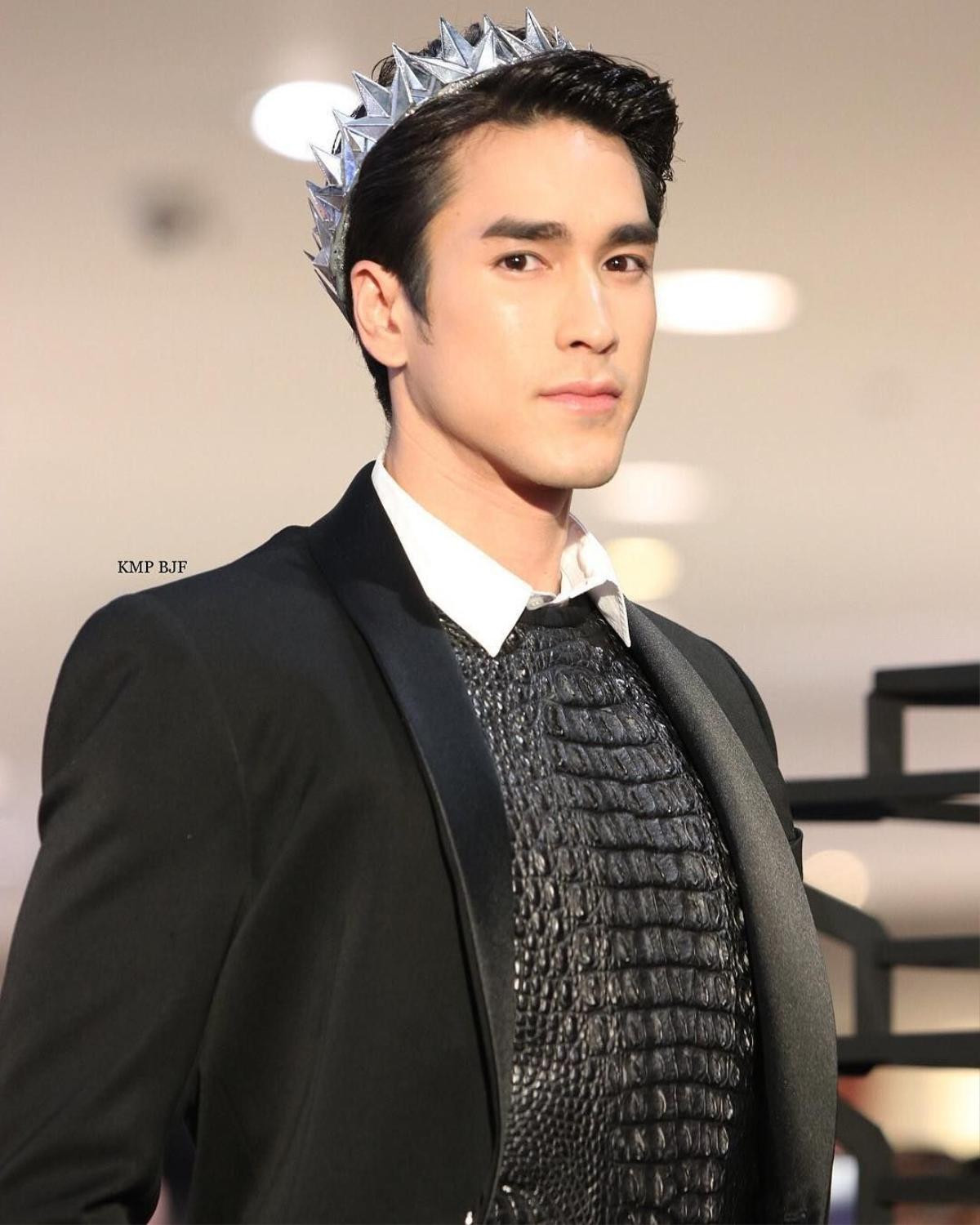 Soi profile của Nadech Kugimiya - tài tử vạn người mê trong 'Lừa đểu gặp lừa đảo' Ảnh 2