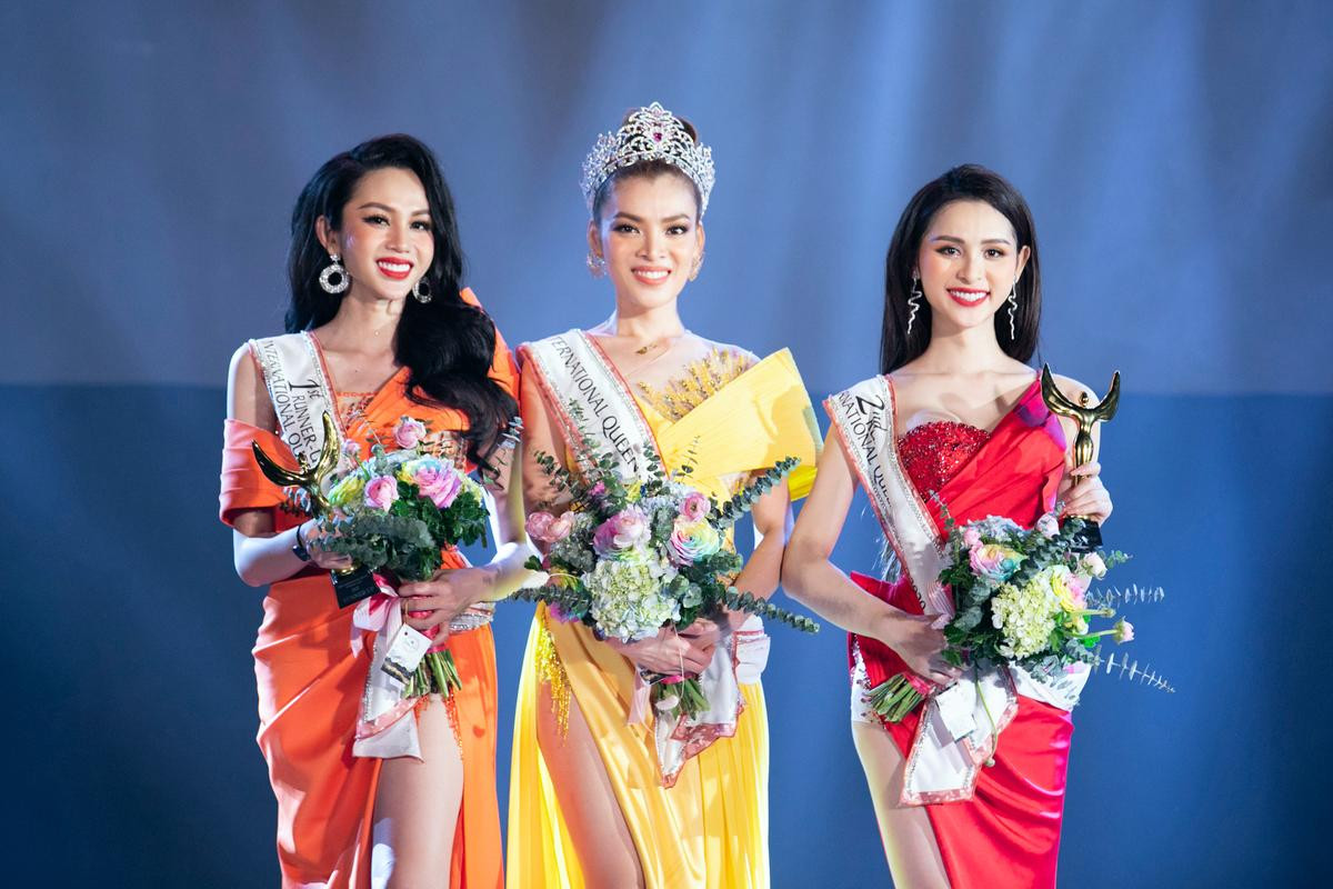 'Bản sao Miss Universe 2017' Trân Đài đăng quang, giành cơ hội dự thi Hoa hậu Chuyển giới Quốc tế 2021 Ảnh 1