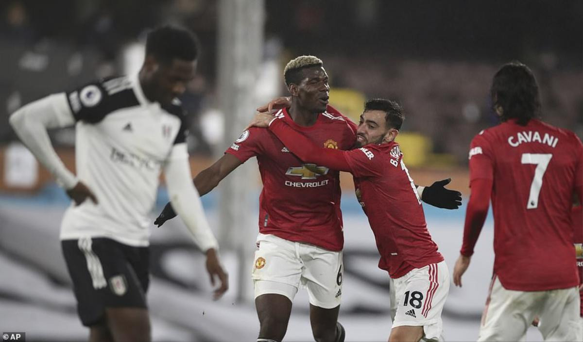 Pogba hóa người hùng, Man Utd ngược dòng bản lĩnh để đòi lại ngôi đầu Ảnh 3