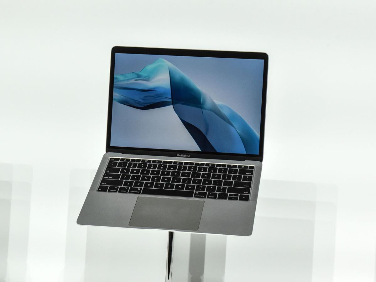 Apple sắp ra mắt MacBook Air mỏng, nhẹ hơn kèm một sự 'trở lại' bất ngờ Ảnh 1