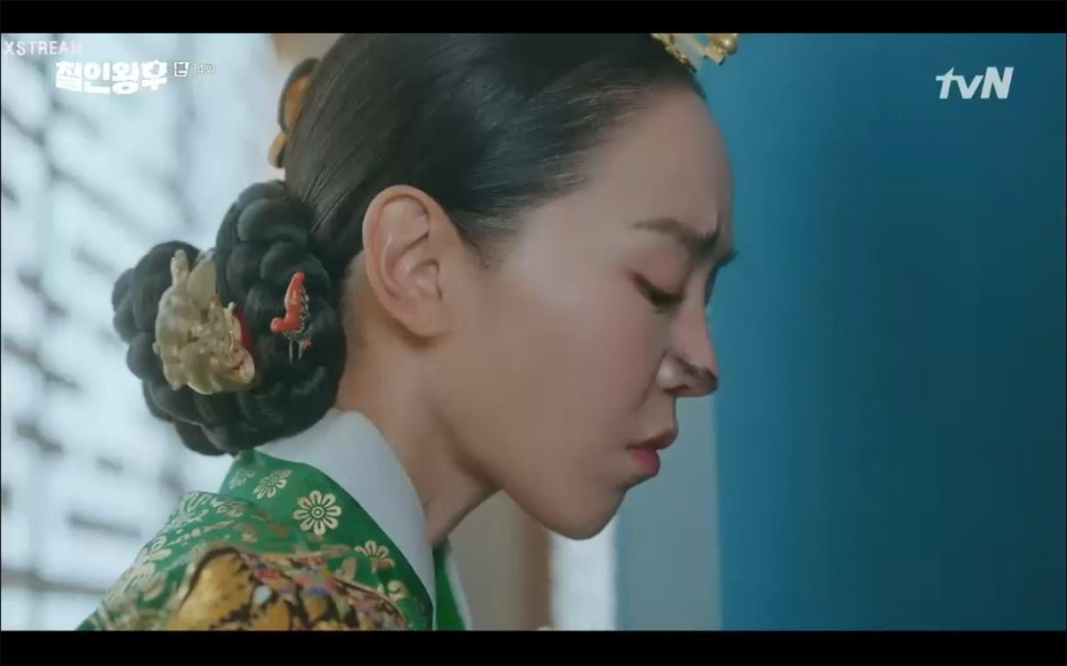 'Mr. Queen' tập 14: Shin Hye Sun suýt chết vì độc, người chết thay là? Ảnh 23