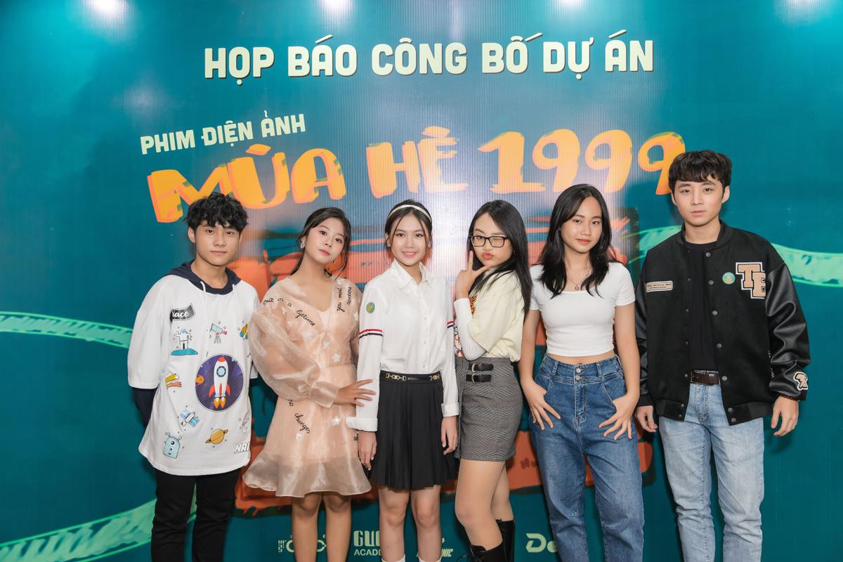 Họp báo 'Mùa hè 1999': Phương Mỹ Chi đóng chính, có giống sê-ri 'Reply 1994' của Hàn Quốc? Ảnh 2