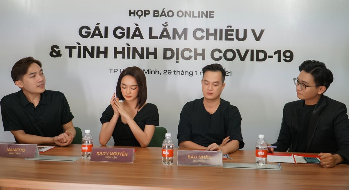 'Gái già lắm chiêu V' tổ chức họp báo công chiếu online: Quyết tâm giữ lịch ra mắt đúng Mùng 1 Tết Ảnh 7