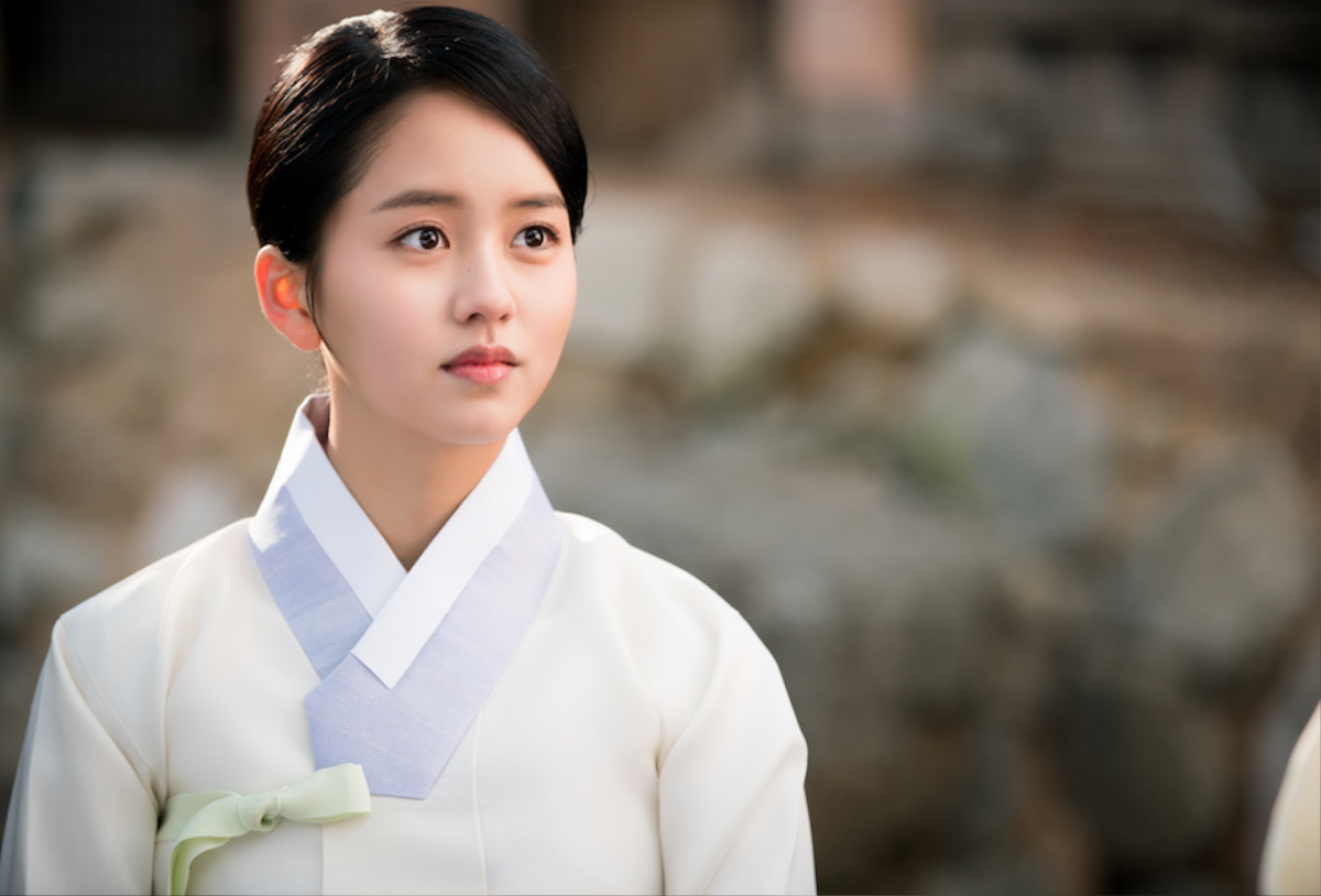 Kim So Hyun - ngọc nữ cổ trang thế hệ mới chuyên sánh đôi với loạt nam thần như Gong Yoo, Kim Soo Hyun,.. Ảnh 7