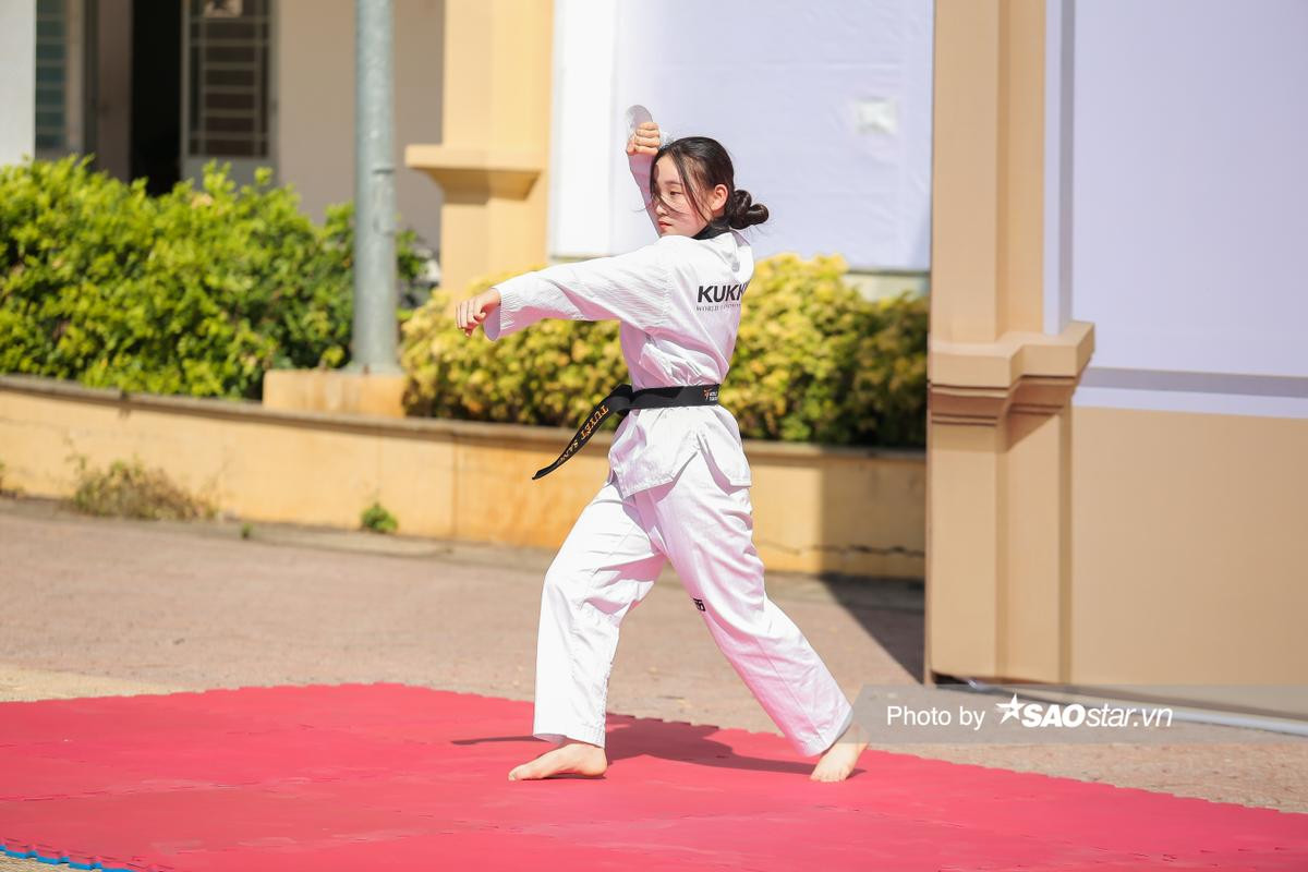 Nữ VĐV Taekwondo Châu Tuyết Vân: 'Chỉ mong em gái ngày hôm nay tốt hơn ngày hôm qua' Ảnh 5