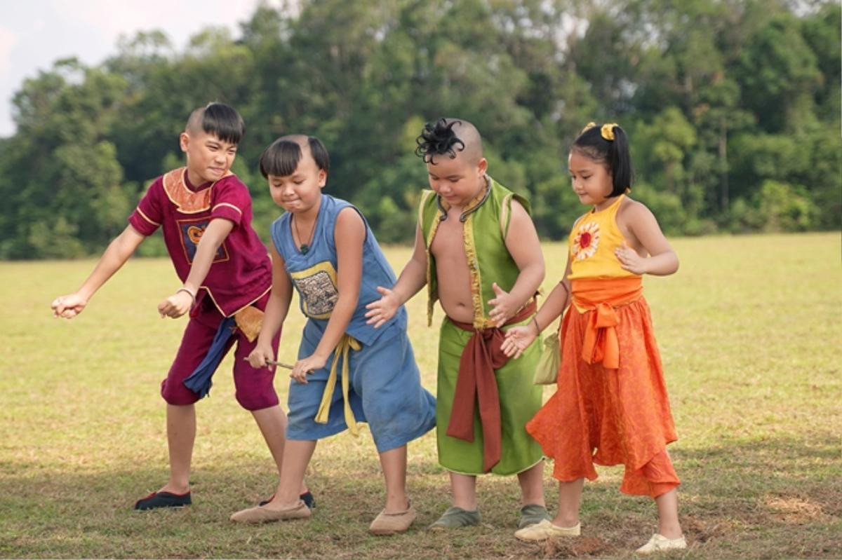 'Bố già' của Trấn Thành kèn cựa 'Lật mặt' Lý Hải và 'Trạng Tí': Ai là át chủ bài rạp phim Tết? Ảnh 25