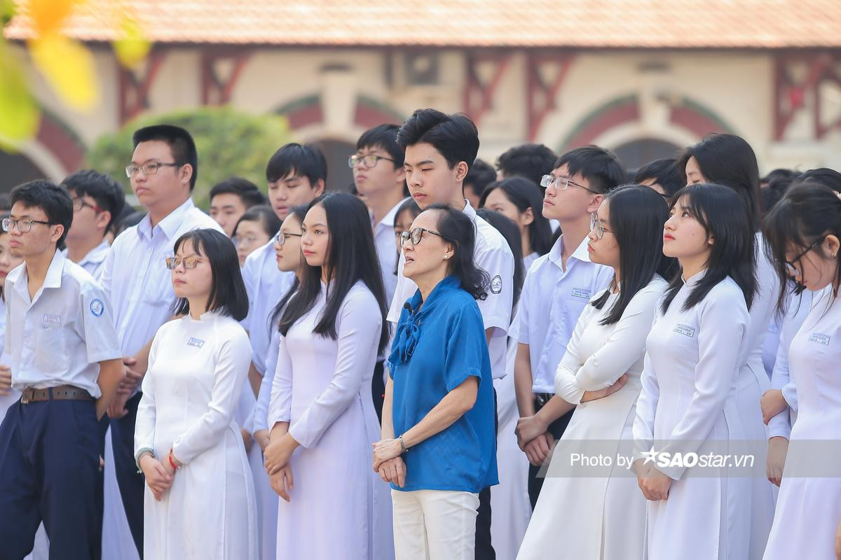 'Ngoại còn thương con không?' và câu chuyện xúc động của nữ sinh từng muốn gọi bà ngoại là mẹ Ảnh 4