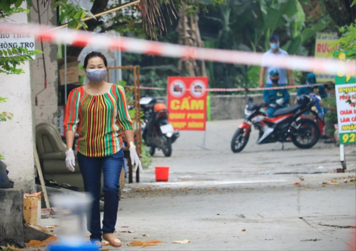 TP.HCM thông báo những địa điểm phong tỏa tạm thời vì liên quan đến các ca nhiễm Covid-19 mới Ảnh 2