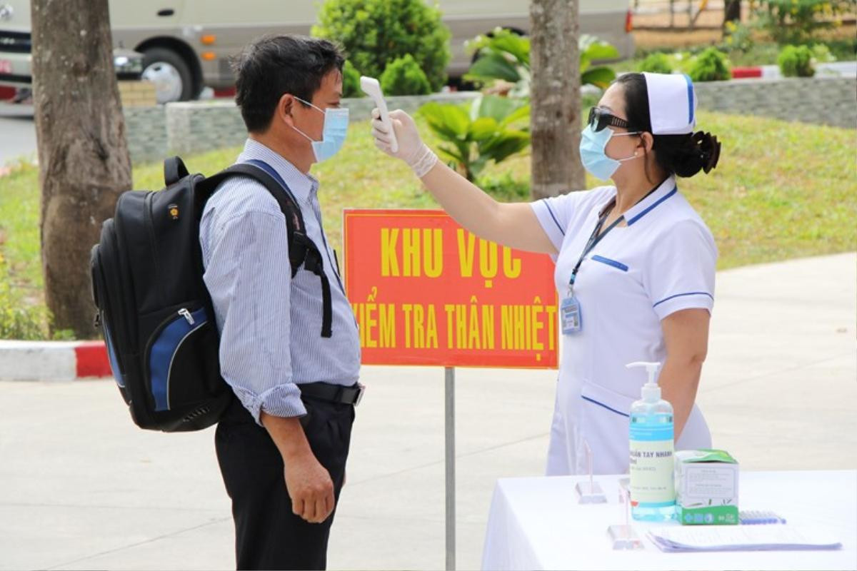 TP.HCM thông báo khẩn: Những ai từng tham dự tiệc cưới tại nhà hàng Adora cần liên hệ ngay Trạm y tế Ảnh 1