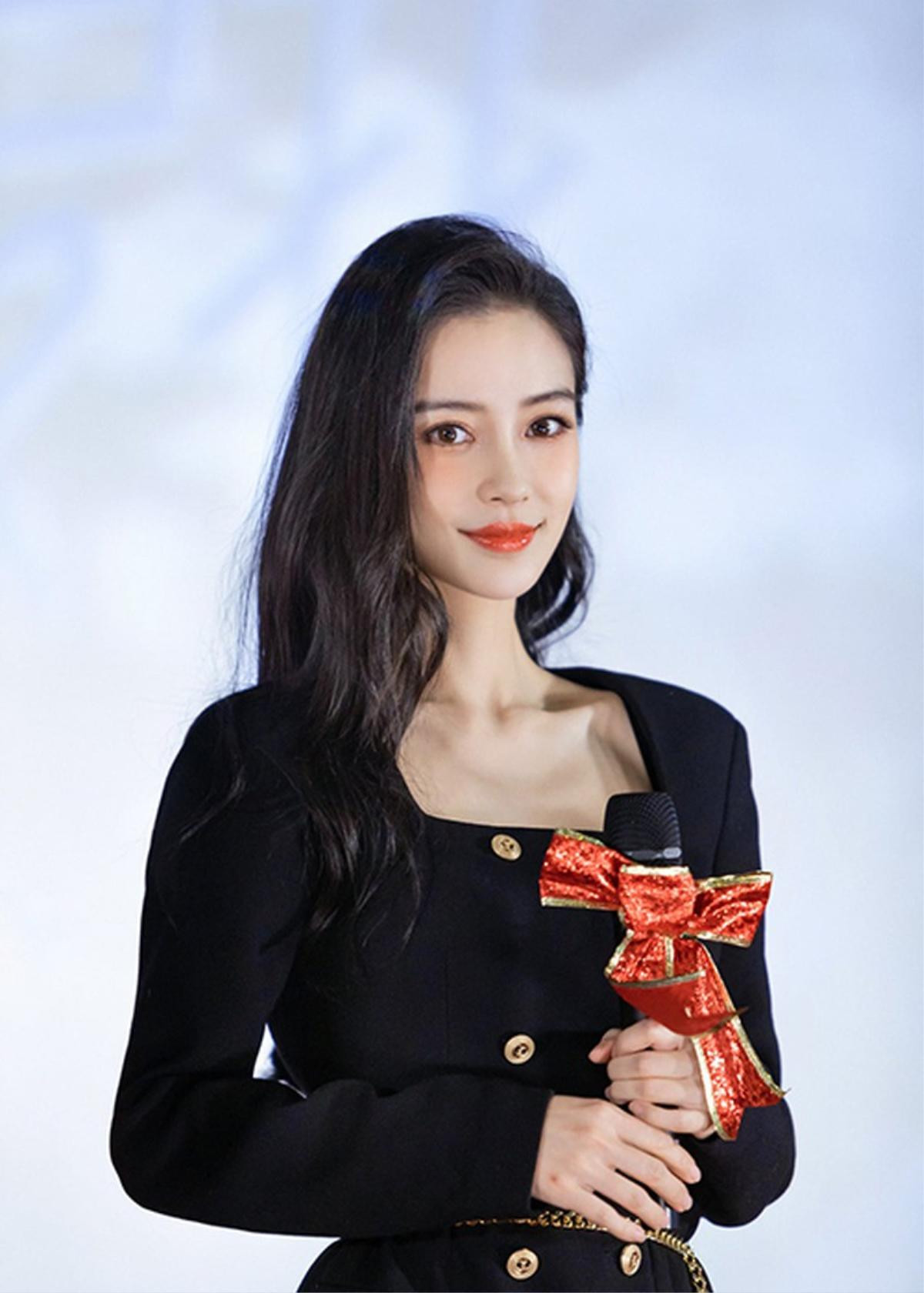 Valentine trái ngược của Angelababy - Phạm Băng Băng Ảnh 3