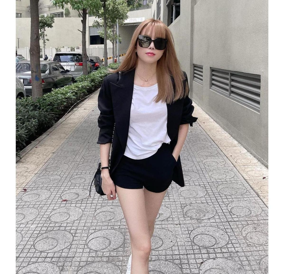 Thiều Bảo Trâm mãn nhãn dân tình streetstyle mix đồ sành điệu hết mực sau lùm xùm với Sơn Tùng Ảnh 1