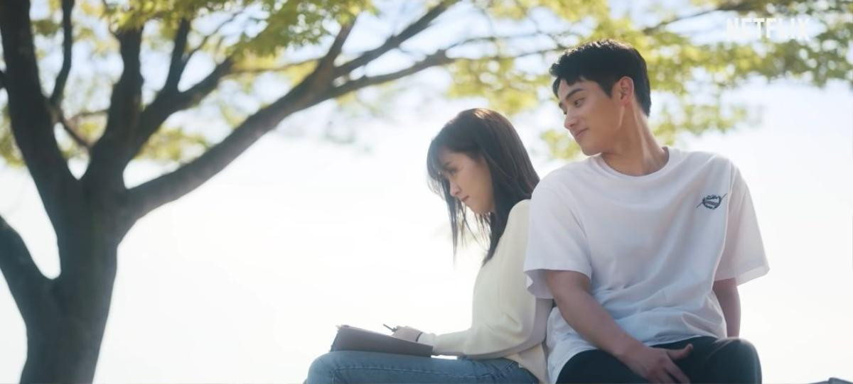 'Love Alarm 2' tung trailer chính thức: Song Kang hôn Kim So hyun say đắm Ảnh 1