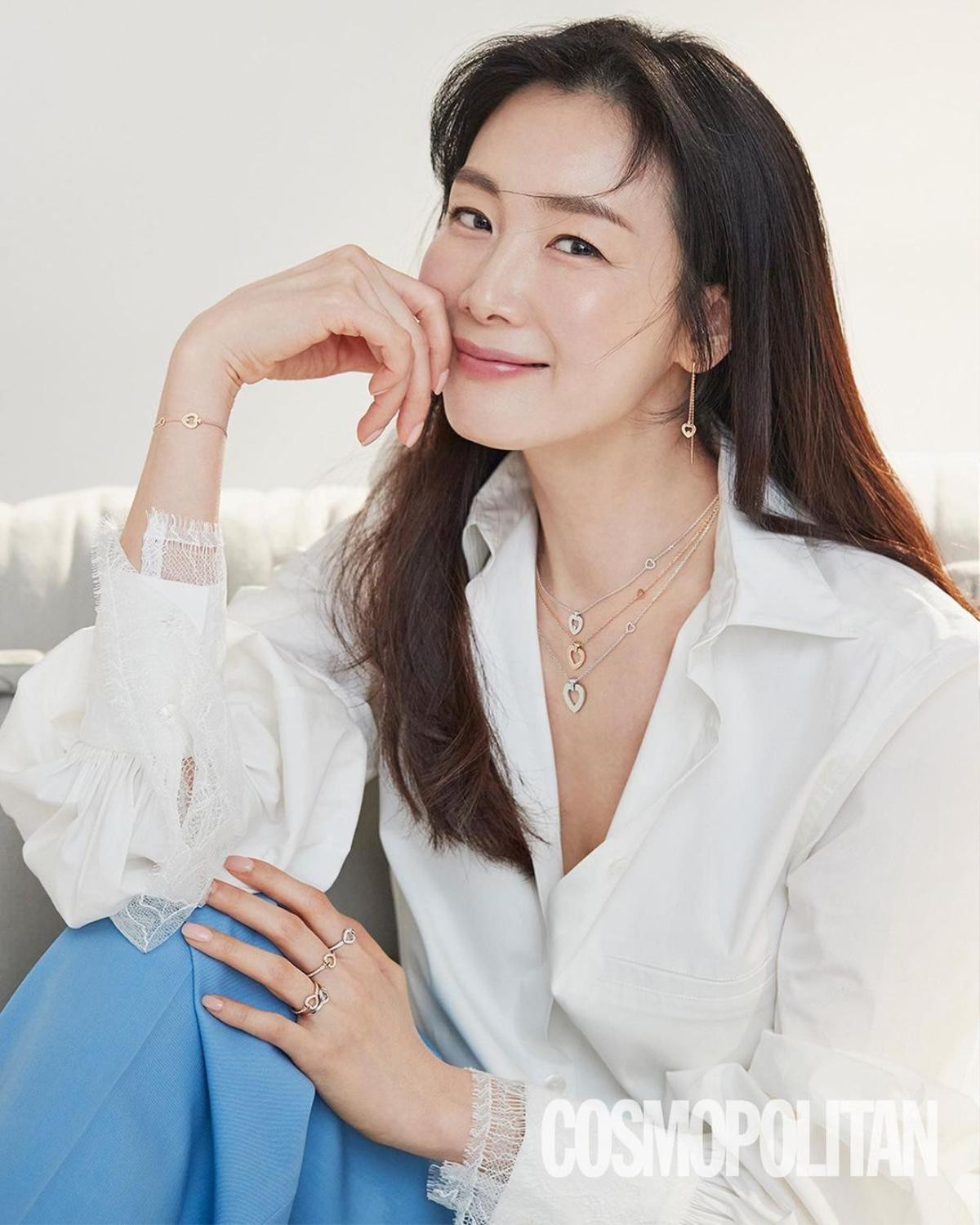 Choi Ji Woo lộ ảnh cùng con gái: Má bánh bao cưng xỉu! Ảnh 6