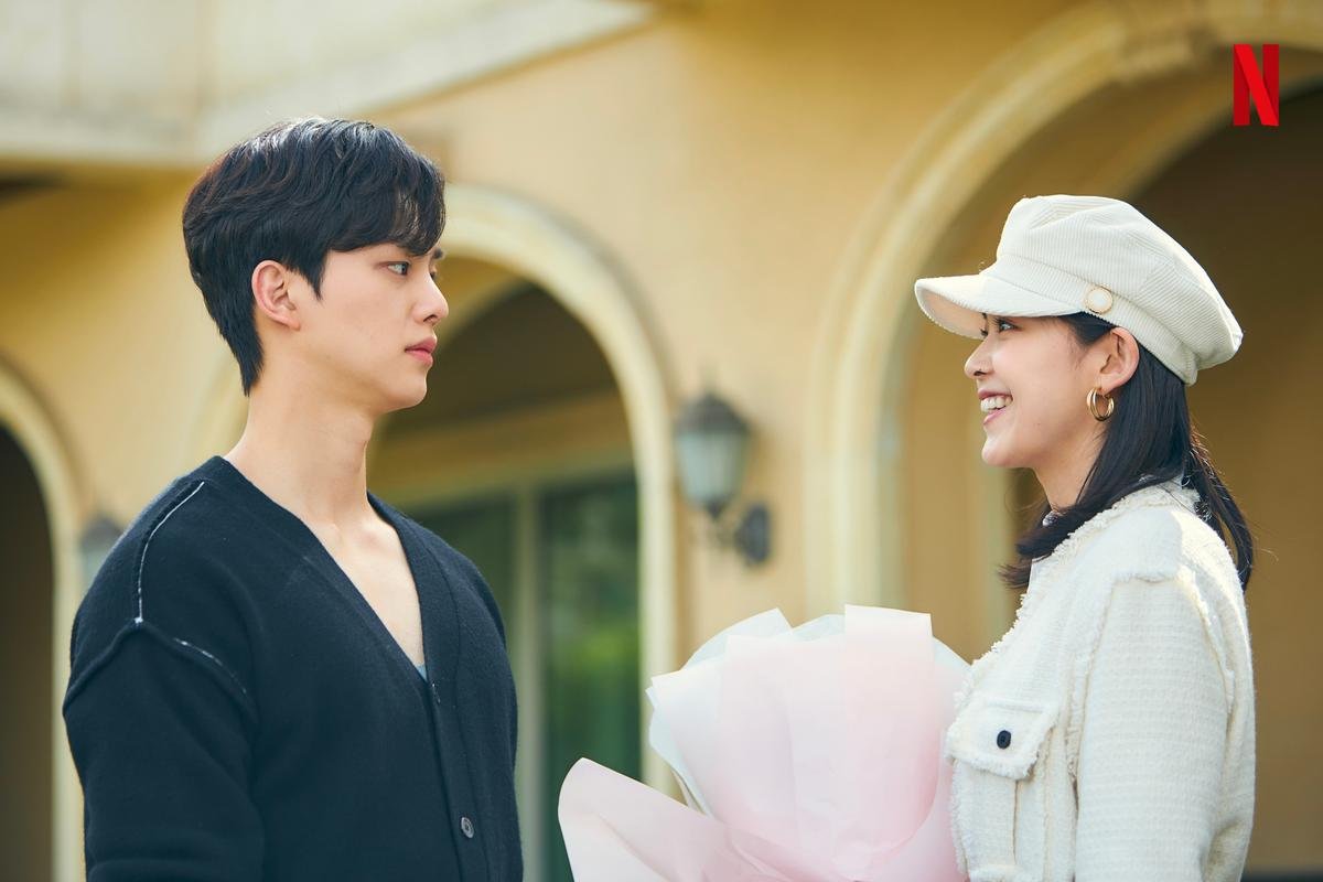 'Love Alarm 2': Song Kang 'chốt đơn' Kim So Hyun nhưng bị Jung Ga Ram đấm cho hộc máu mồm Ảnh 3