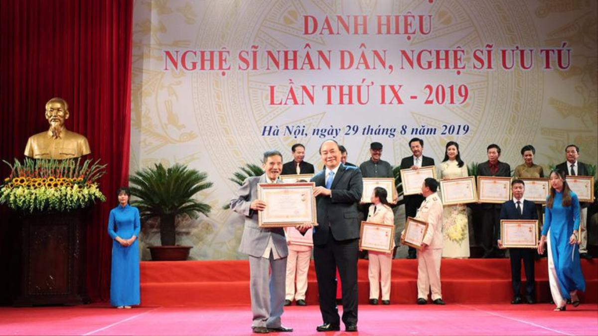 Những bộ phim và vai diễn ấn tượng để đời của NSND Trần Hạnh: Ông già nhiều đau khổ của màn ảnh Việt Ảnh 4